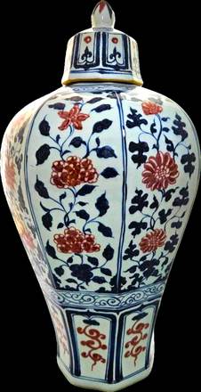 元青花釉里红缠枝花卉 六角带盏梅瓶